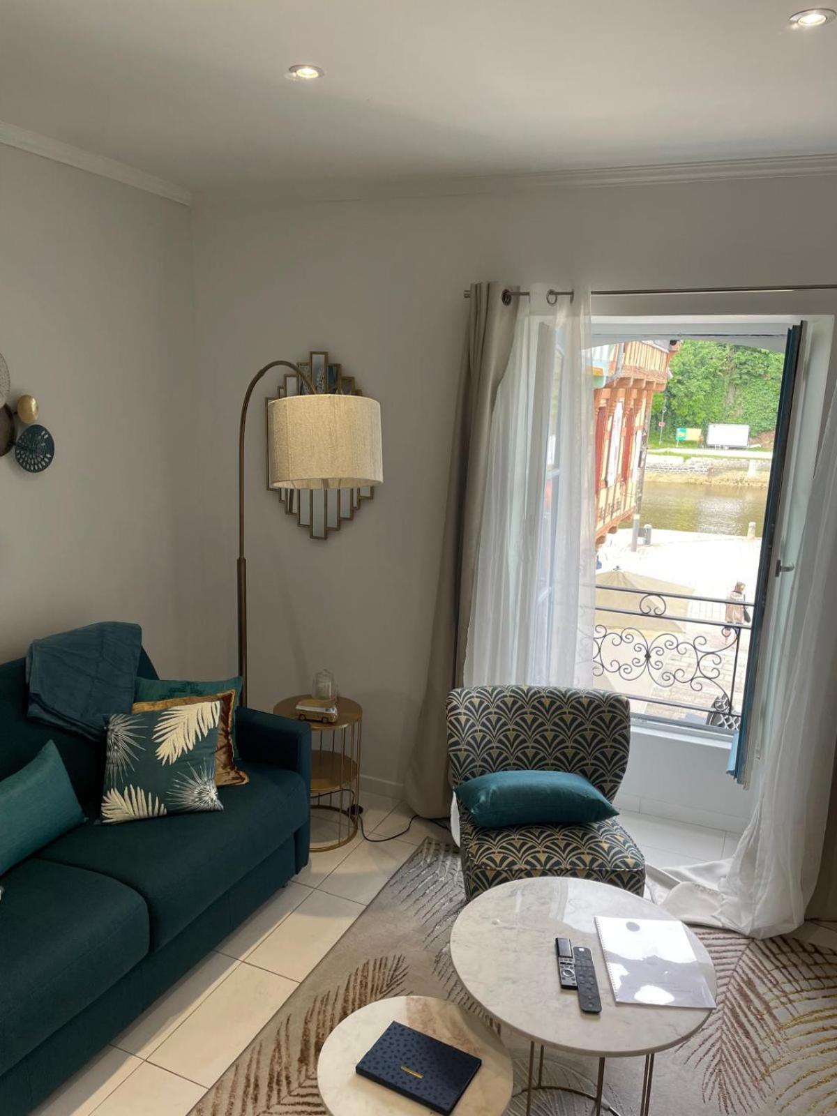 Appartement Exceptionnel Tres Beau T2 Sur Le Port De St Goustan- Vue Sur Le Port! à Auray Extérieur photo